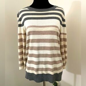 3/4 length sleeve sweater from Banana Republic, size M